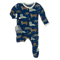 Kickee- Print Footie with Snaps (Flag Blue Cats)